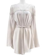 Whispers レースコンビスリットスリーブガウン